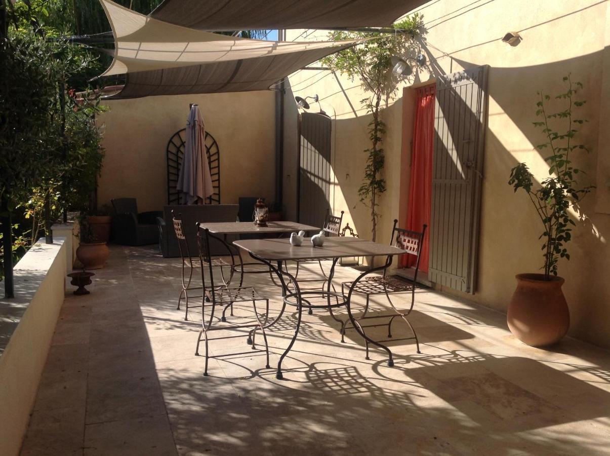 Jardin D'Antan Bed & Breakfast Ansouis ภายนอก รูปภาพ