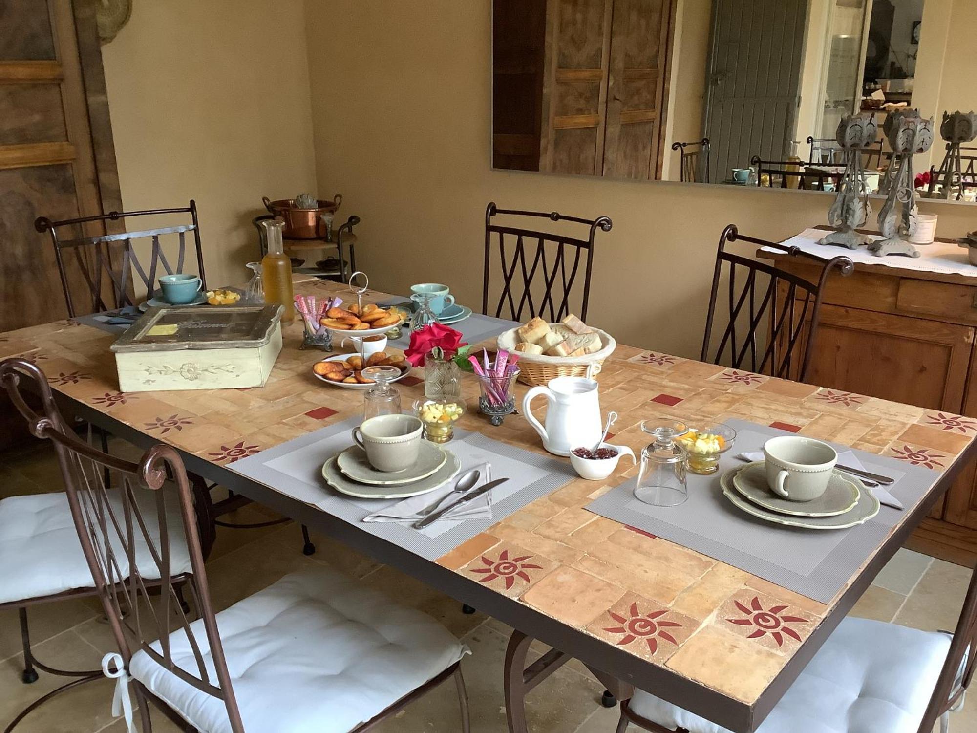 Jardin D'Antan Bed & Breakfast Ansouis ภายนอก รูปภาพ