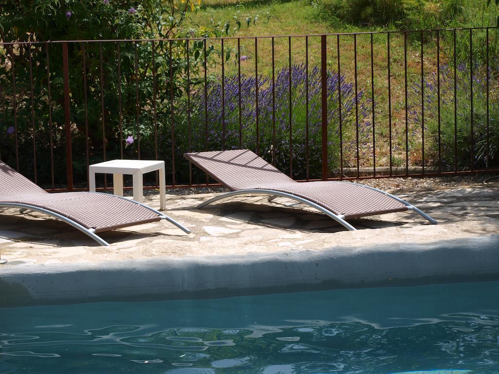 Jardin D'Antan Bed & Breakfast Ansouis ภายนอก รูปภาพ